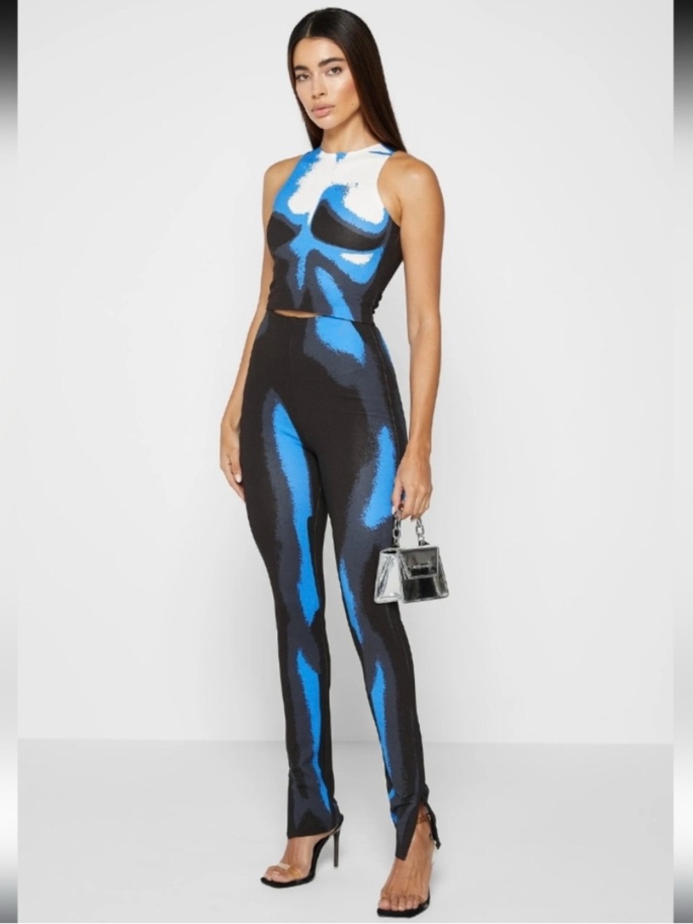 Maniere De Voir/ Unbranded Blue Body Illusion Set Size Medium